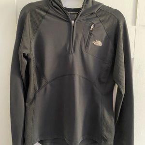 north face black half zip pullover